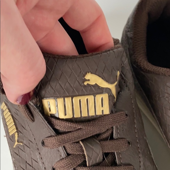 Retro Faux Leather Puma Sneakers - Picture 3 of 7